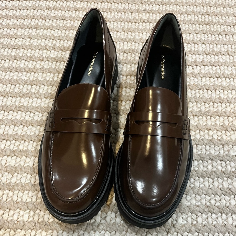 Reformation Agathea Chunky Loafer in Espresso Leather - Picture 4 of 7